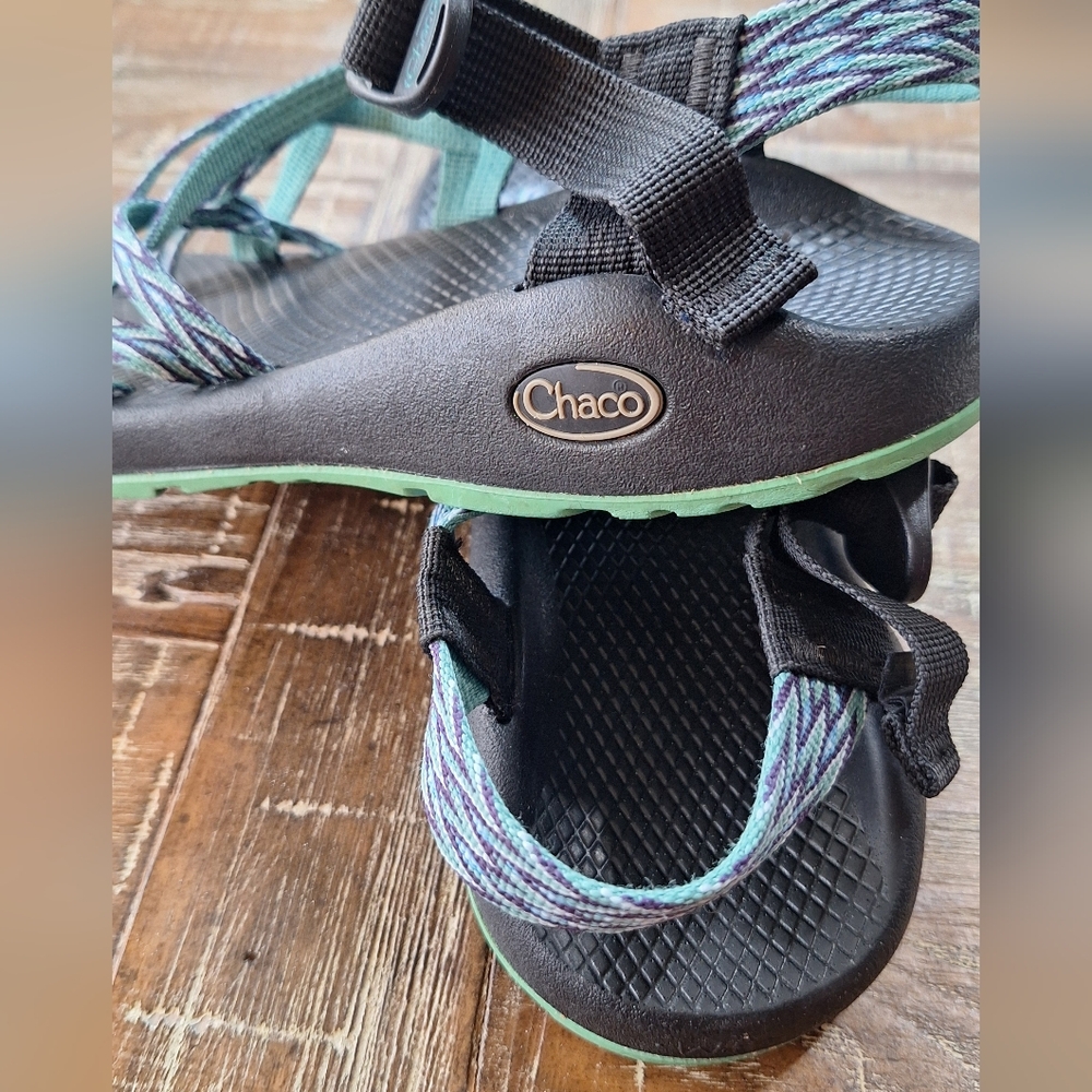 Chaco Women's Sandals Size‎ 8 Green/Purple Strappy Outdoor Sport Trail Hiking - Picture 2 of 6